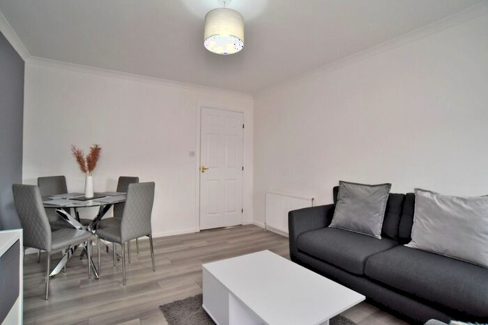 2 Bedroom Flat To Rent In Bloomfield Court, City Centre, Aberdeen, AB10