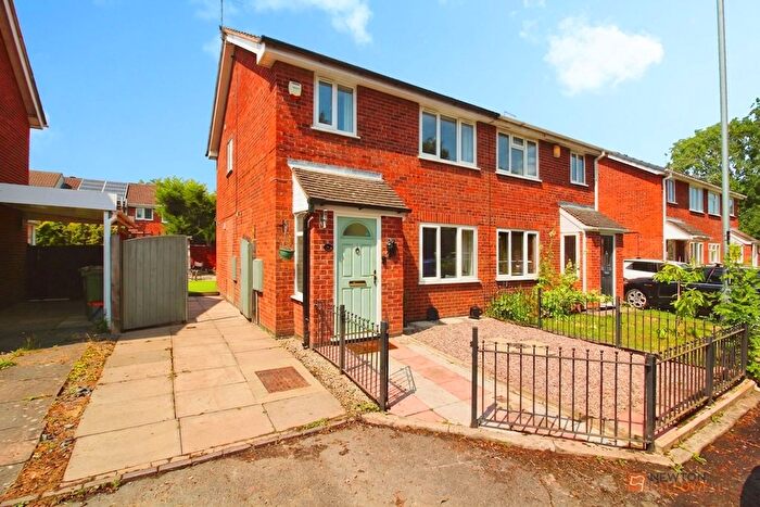 3 Bedroom Semi-Detached House For Sale In Heathley Close, Leicester Forest East, LE3