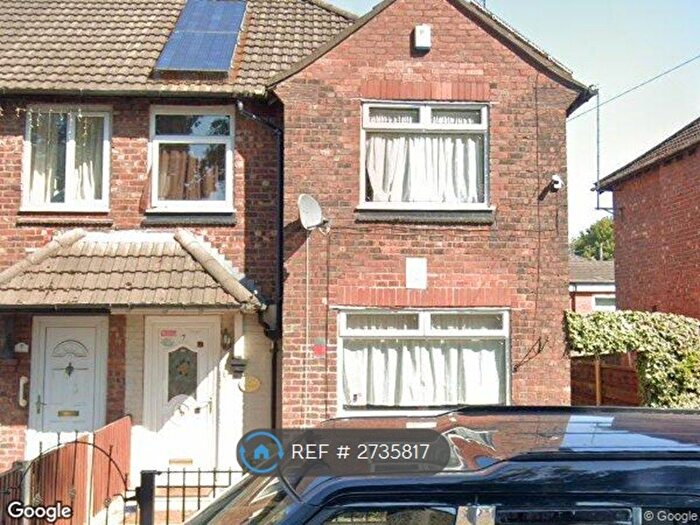 4 Bedroom Semi-Detached House To Rent In Erskine Road, Manchester, M9