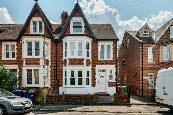 6 Bedroom Semi-Detached House To Rent In Fairacres Road, Oxford, Hmo Ready Sharers, OX4