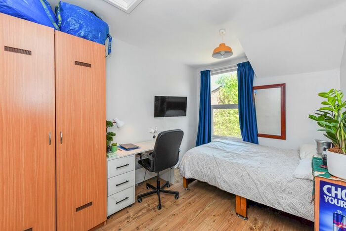 1 Bedroom End Of Terrace House To Rent In Peveril Street, Nottingham, NG7