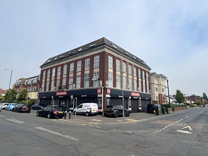 1 Bedroom Flat For Sale In Flat Holt House, Bournemouth, Dorset, BH8