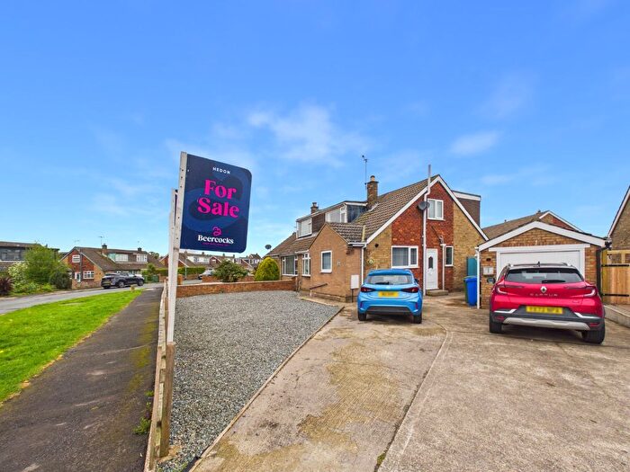 4 Bedroom Semi-Detached Bungalow For Sale In Marritt Way, Keyingham, Hull, HU12