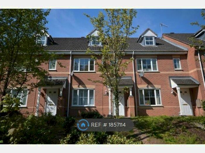 3 Bedroom Terraced House To Rent In Quarryfield Lane, Coventry, CV1