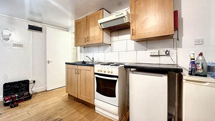 Studio To Rent In Church Road, Lawrence Hill, Bristol, BS5