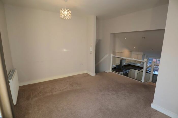 2 Bedroom Property To Rent In High Street, Lincoln, LN5