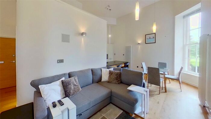 1 Bedroom Flat To Rent In Simpson Loan, Edinburgh, EH3