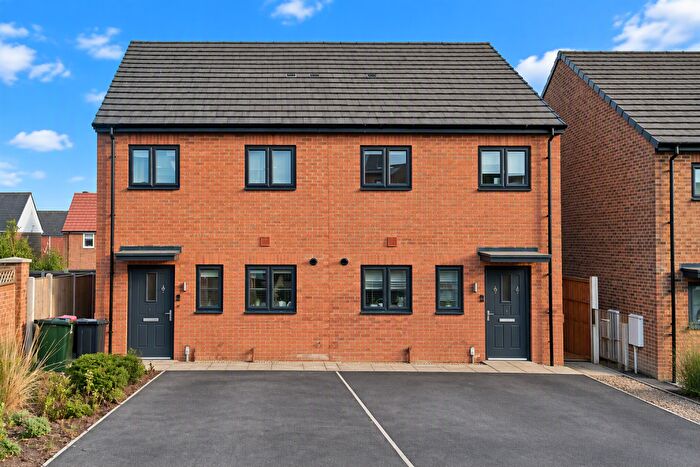3 Bedroom Semi Detached House To Rent In Brook Hill Way, Dalton, Rotherham, S65