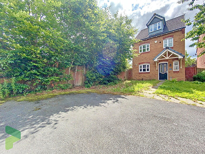 4 Bedroom Detached House For Sale In The Meadows, Darwen, BB3