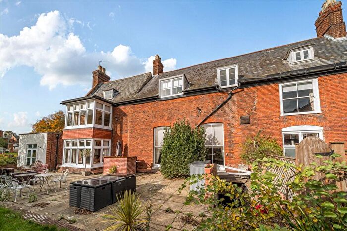 10 Bedroom Town House For Sale In Bury St. Edmunds, Suffolk, IP33