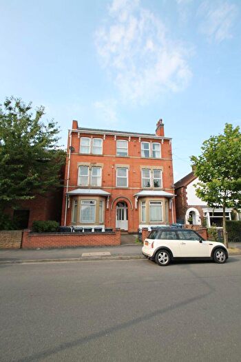 2 Bedroom Apartment To Rent In Trent Boulevard, Nottingham, NG2