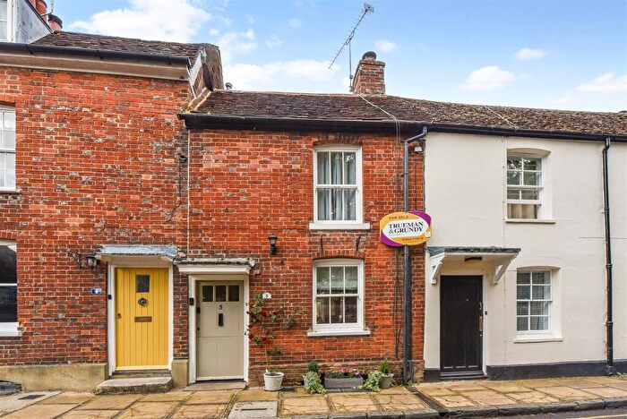2 Bedroom Cottage For Sale In Middle Church Lane, Farnham, GU9