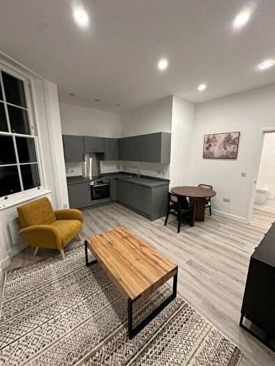 1 Bedroom Apartment To Rent In Hartington Place, Eastbourne, East Sussex, BN21