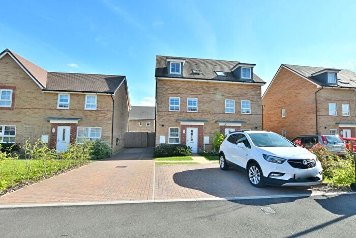 3 Bedroom Semi Detached House For Sale In Strickland Way, Wimborne, BH21