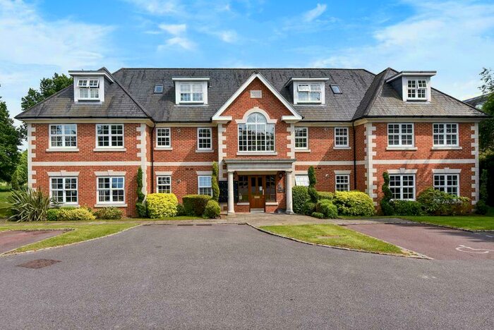 2 Bedroom Apartment To Rent In Maidenhead, Berkshire, SL6