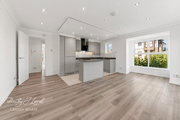 2 Bedroom Apartment For Sale In Audley Drive, London, E16