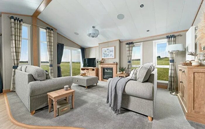 2 Bedroom Park Home For Sale In Padstow, PL28