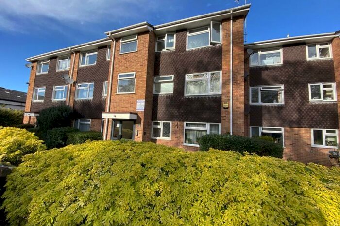 1 Bedroom Flat To Rent In Burnham, SL1