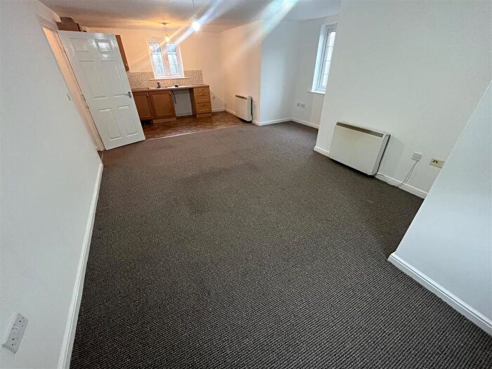 2 Bedroom Apartment To Rent In Langwood Court, Haslingden, Rossendale, B44