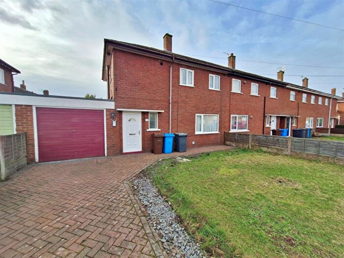 3 Bedroom Semi Detached House For Sale In South Hey, Lytham St. Annes, FY8