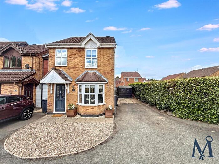 3 Bedroom Semi-Detached House For Sale In Mill Pond, Hugglescote, Coalville, LE67
