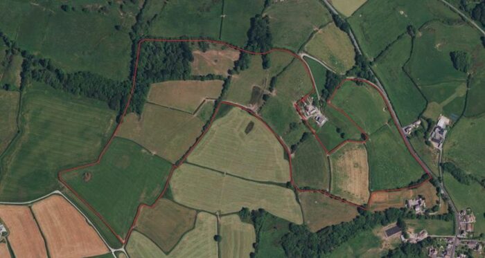 Farm For Sale In Bronwydd Arms, Carmarthen, SA33