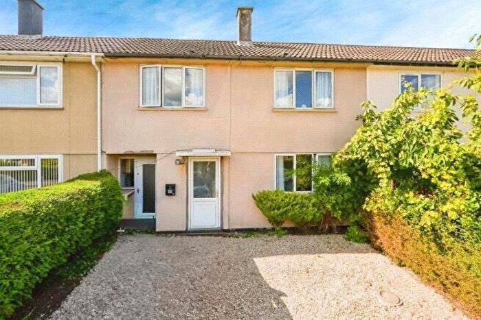 3 Bedroom Terraced House For Sale In Warren Crescent, Headington, Oxford, Oxfordshire, OX3