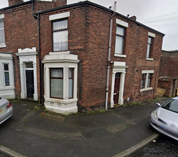 6 Bedroom End Of Terrace House For Sale In Waterloo Terrace, Ashton, PR2