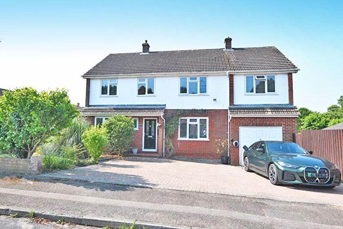 5 Bedroom Detached House For Sale In Mallings Drive, Bearsted, Maidstone, ME14