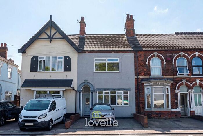 4 Bedroom Terraced House For Sale In Clee Road, Cleethorpes, DN35