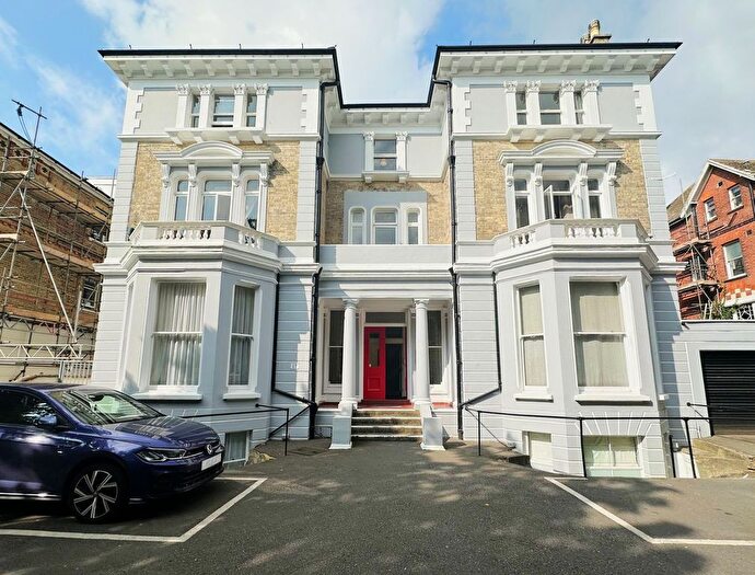 1 Bedroom Flat To Rent In Upper Maze Hill, St Leonards-On-Sea, TN38