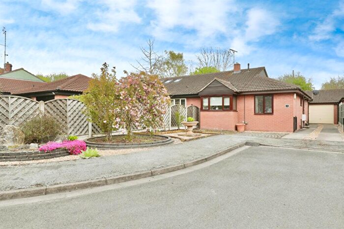 2 Bedroom Semi-Detached Bungalow For Sale In The Pastures, Bawtry, Doncaster, DN10