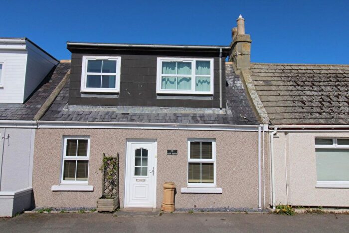 3 Bedroom Terraced House For Sale In Bank Street, Balintore, Tain, IV20
