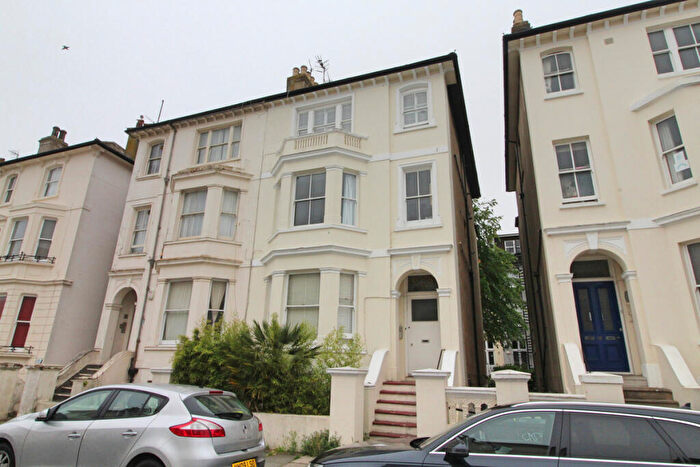 2 Bedroom Apartment For Sale In Hova Villas, Hove, BN3