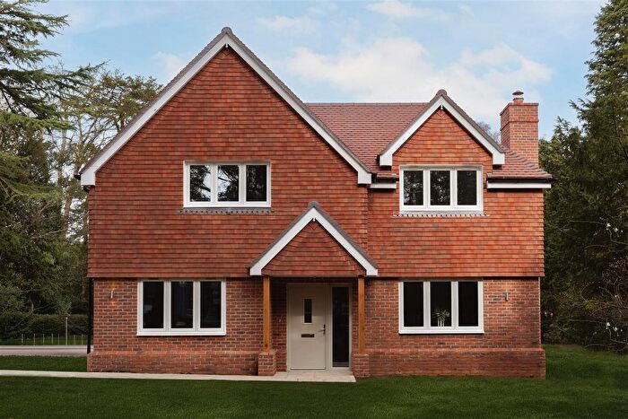 5 Bedroom Detached House For Sale In Bechwood Close, Box Hill, Tadworth, KT20