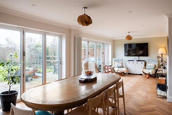 4 Bedroom Detached House For Sale In Parkgate Road, Newdigate, RH5