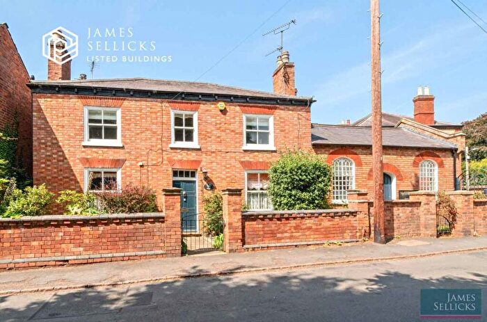 4 Bedroom Detached House For Sale In Yew Tree House, Saddington, Leicestershire, LE8