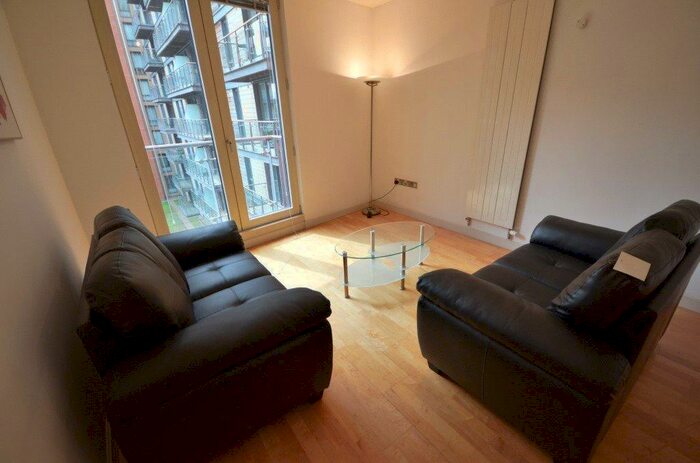 1 Bedroom Apartment To Rent In Leftbank, Spinningfields, Manchester, M3