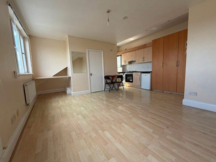 Studio To Rent In Station Road, Harrow, HA1