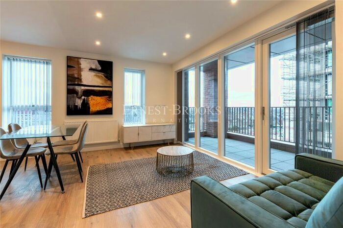 2 Bedroom Apartment To Rent In Alington House, Clarendon, Wood Green, N8