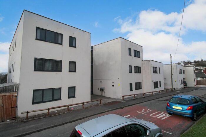 1 Bedroom Flat To Rent In Laburnum Drive, Newport, NP19