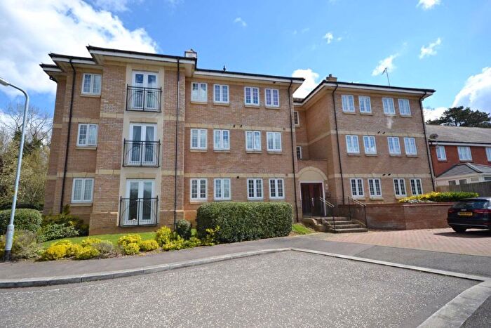 2 Bedroom Apartment For Sale In St. Crispin Drive, St. Crispin, Northampton, NN5