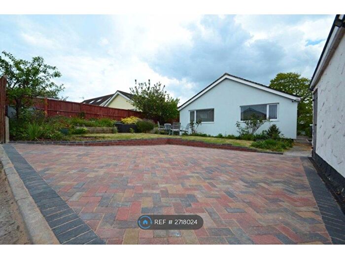 3 Bedroom Detached House To Rent In Lodway, Bristol, BS20