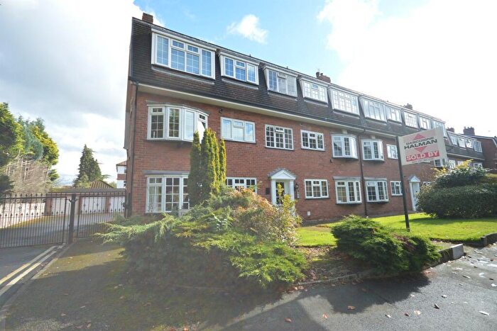 2 Bedroom Apartment To Rent In The Mews, Beaufort Road, Sale, M33