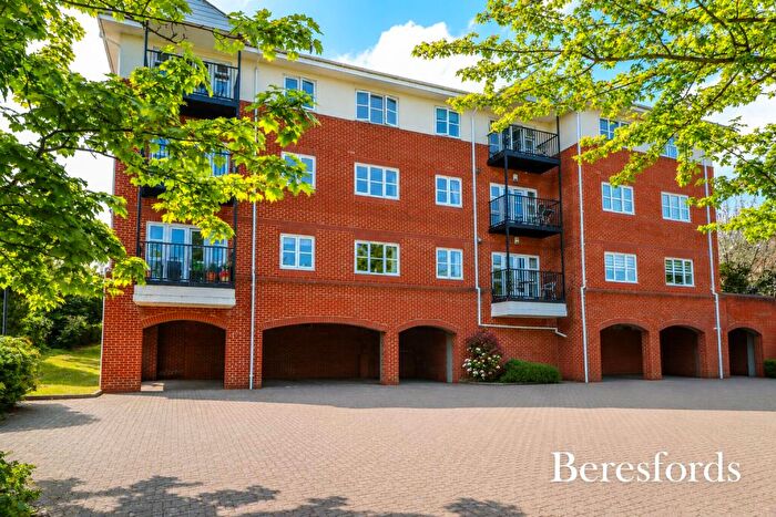2 Bedroom Apartment To Rent In St. Kathryns Place, Deyncourt Gardens, RM14