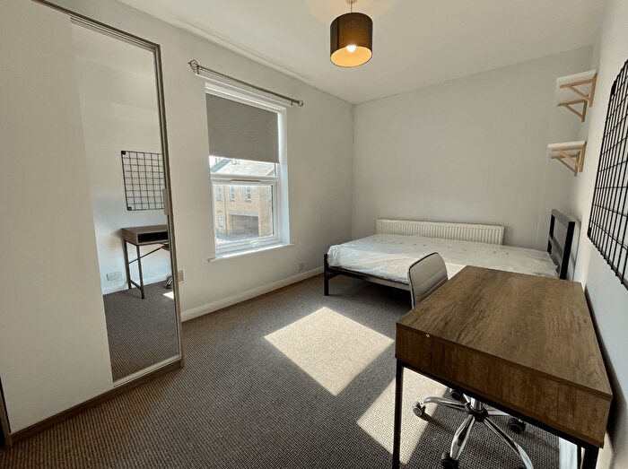 2 Bedroom Flat To Rent In Cross Street, Lincoln, LN5