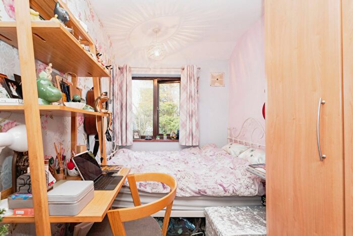 3 Bedroom End Of Terrace House For Sale In Foster Road, Norwich, Norfolk, NR3