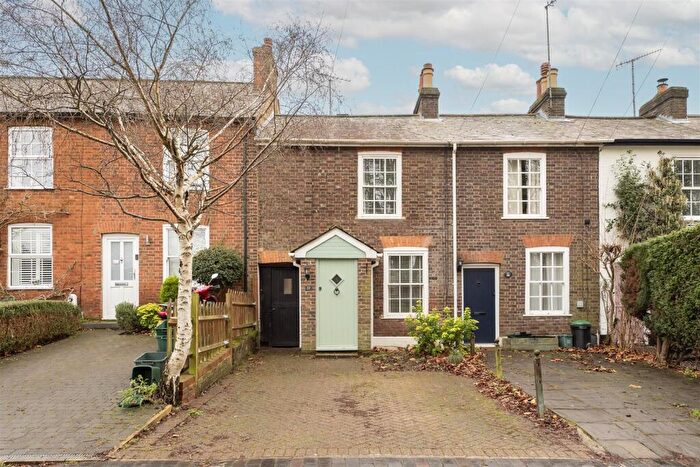 2 Bedroom Cottage For Sale In New England Street, St Albans, AL3
