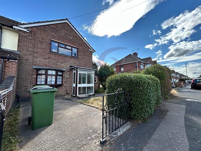 2 Bedroom End Of Terrace House To Rent In Maple Avenue, Braunstone, Leicester, LE3