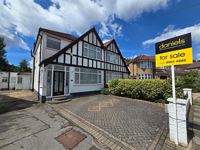 4 Bedroom Semi-Detached House For Sale In Cavendish Avenue, Harrow, HA1